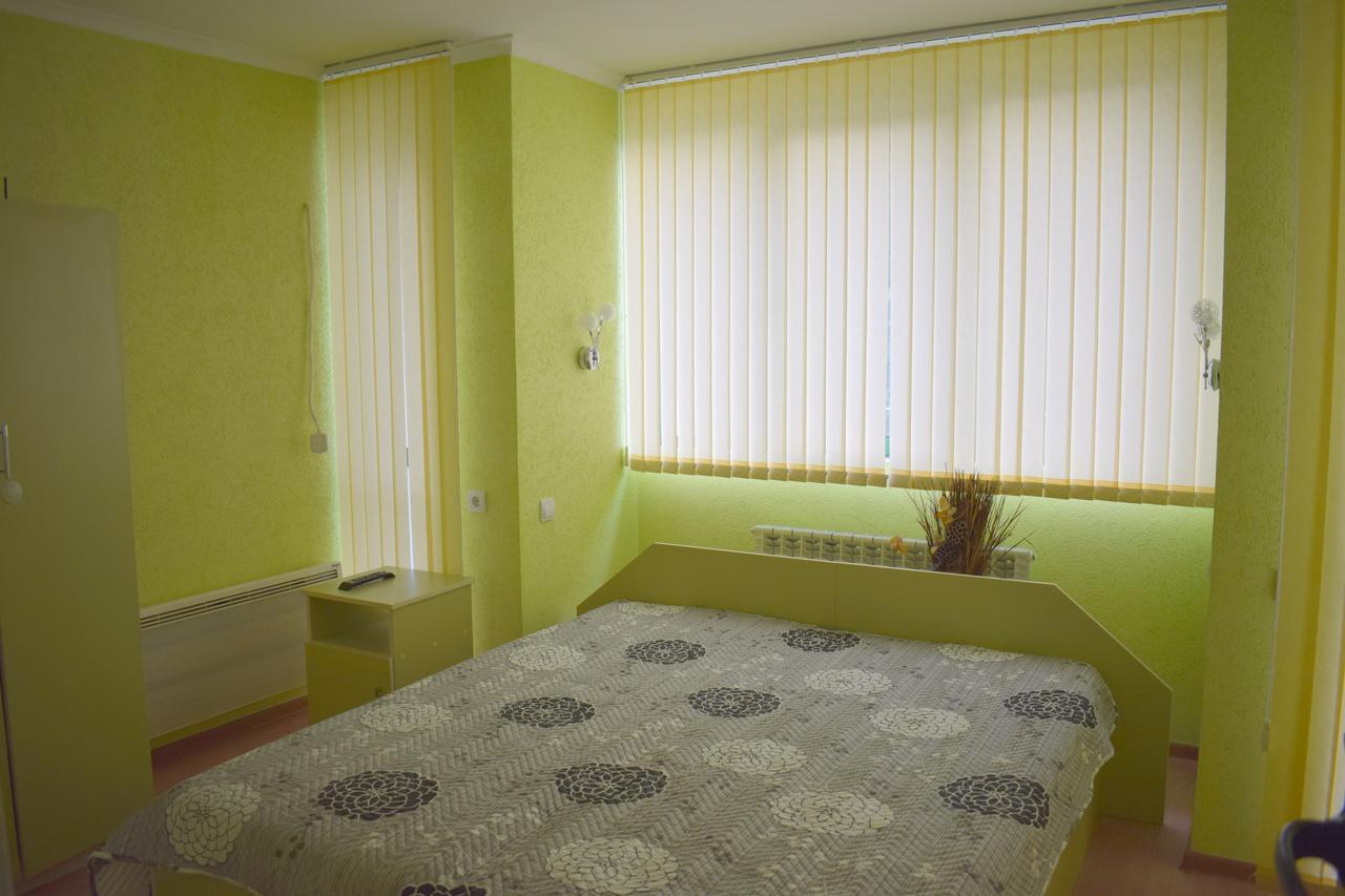 Guest Rooms Waterfall Smolyan Bagian luar foto
